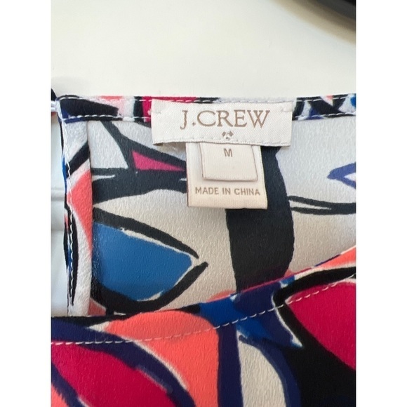 J. CREW FLORAL TOP - SIZE M - Picture 3 of 3